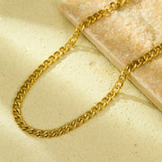 French Style Retro Easy Matching High-grade Titanium Steel Gold-plated Non-fading Clavicle Chain